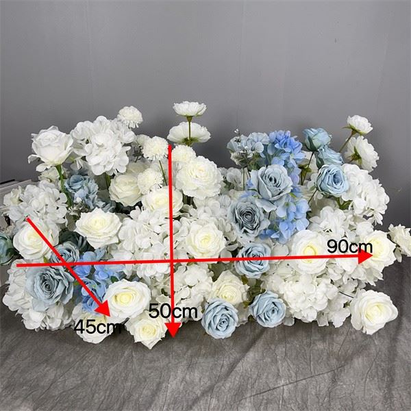bridal table flower runner