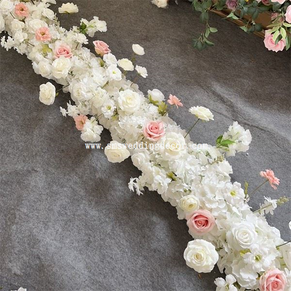 pink and white wedding flower arrangements